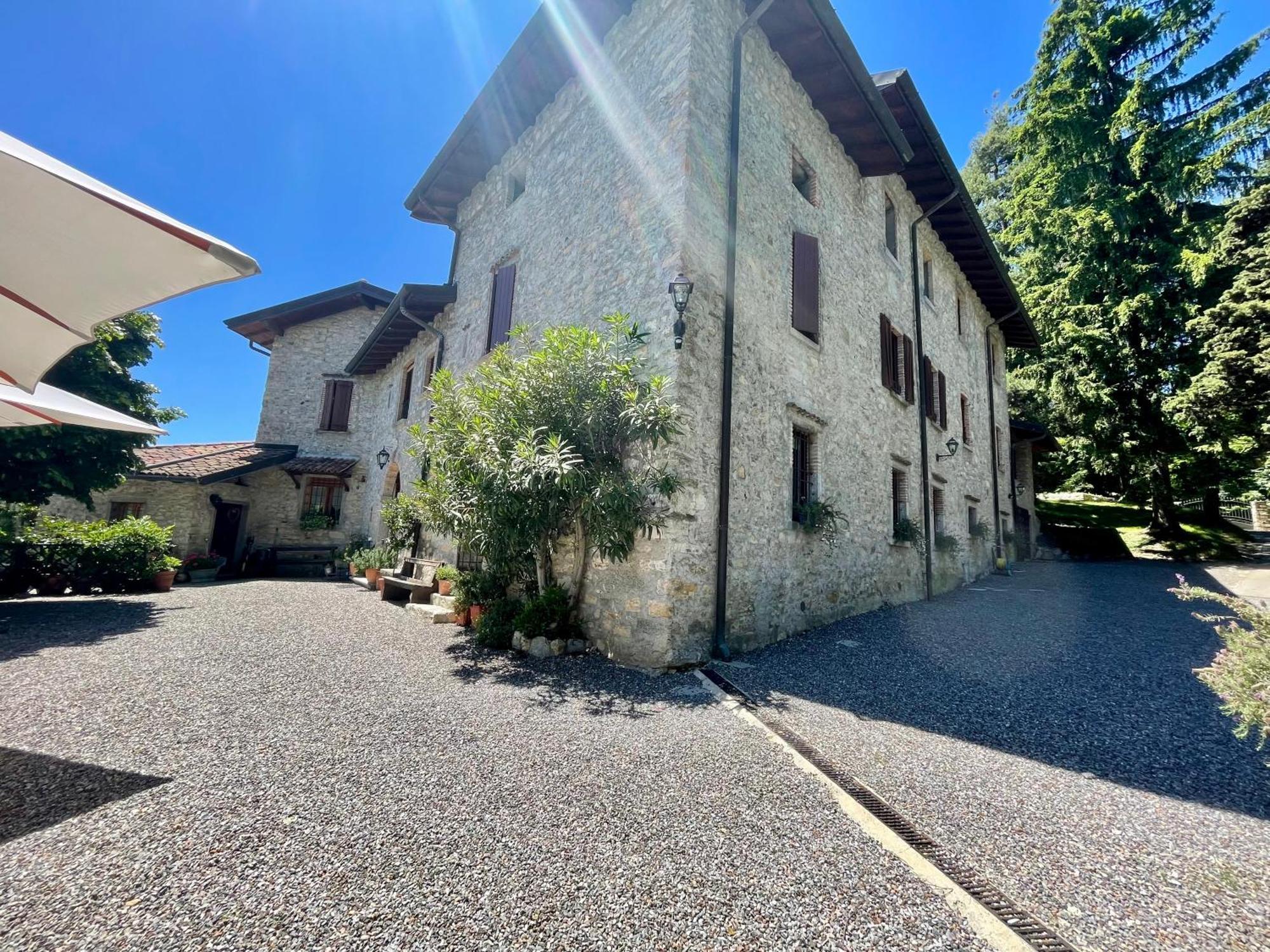 B&B Il Castellaccio - Albavilla Экстерьер фото
